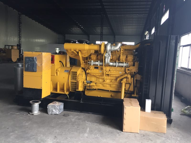 3臺740KW小松發(fā)電機組出口緬甸仰光