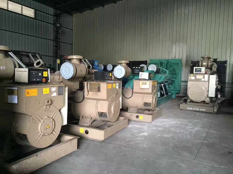 怡遠公司二手柴油發(fā)電機組倉庫