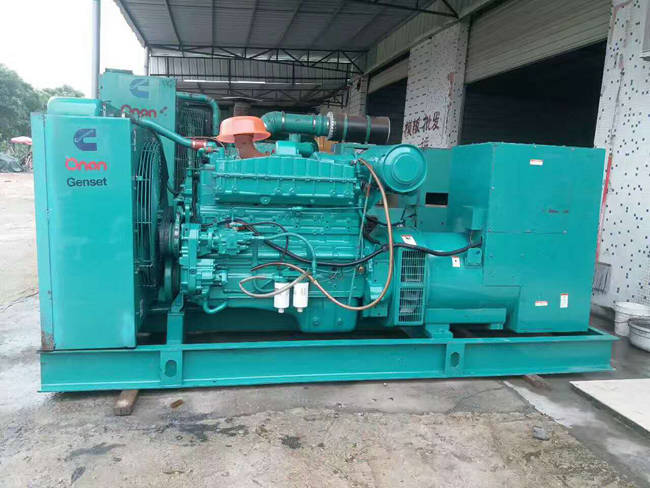 300千瓦二手康明斯柴油發(fā)電機組
